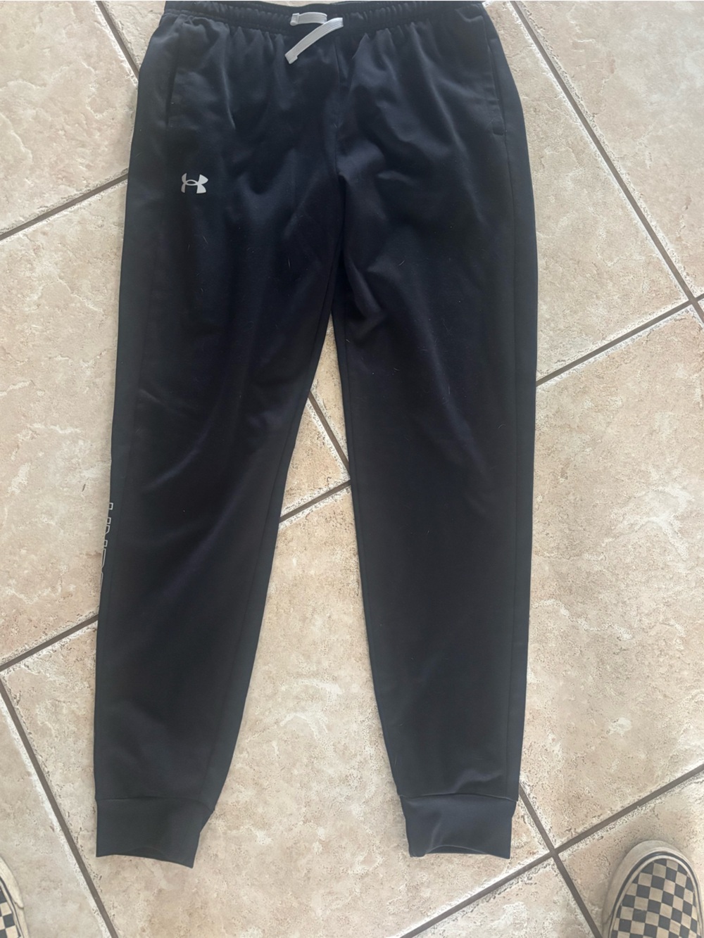 Youth Under Armour loose jogger
Size youth XL
